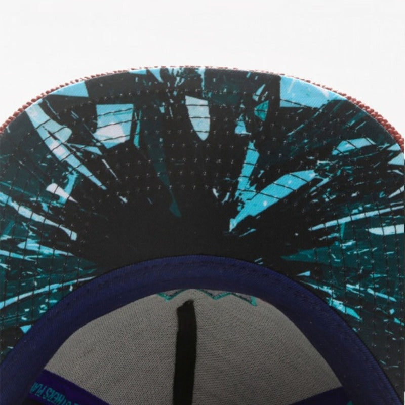 Trendy flat brimmed snapback hats