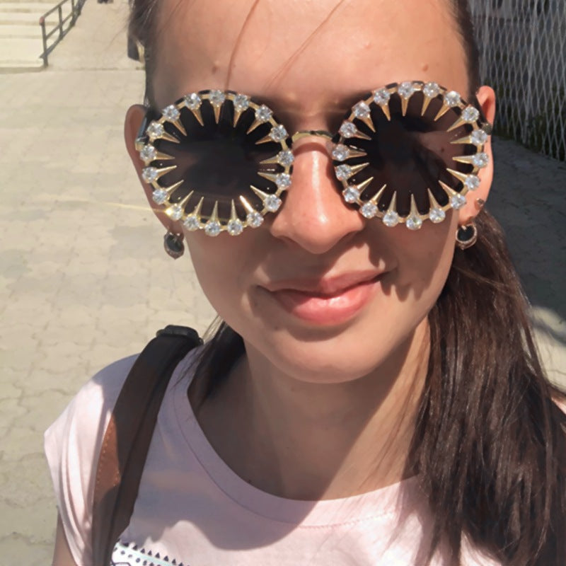 Trendy punk glasses round frame uv protection diamond