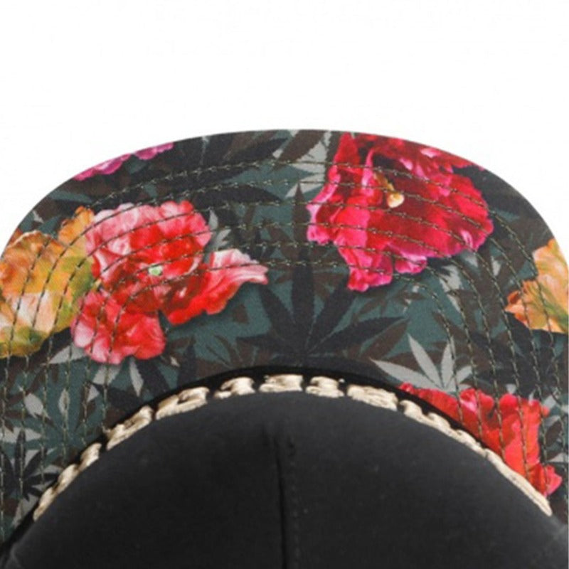 Trendy flat brimmed snapback hatsadjustable
