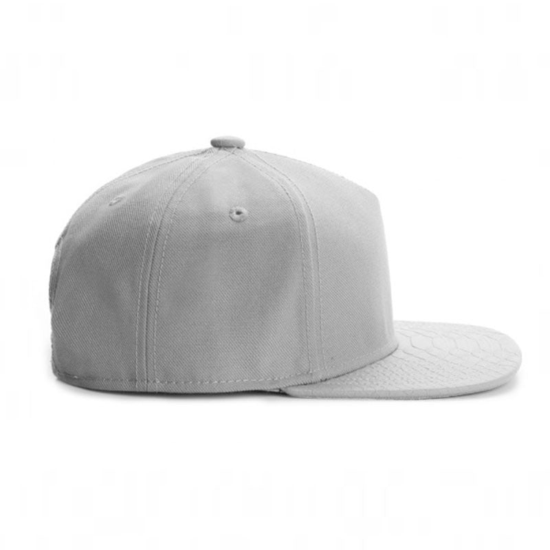 Trendy flat brimmed snapback hatsblank light plate without logo