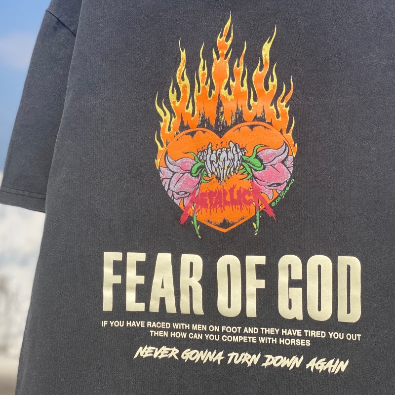 Unisex Vintage T Shirts Metallica Flower Skull â€?a limited-edition, one-of-a-kind (1-of-1) piece featuring a Fear of God-style graphic, printed on a heavyweight, vintage-washed base garment.
