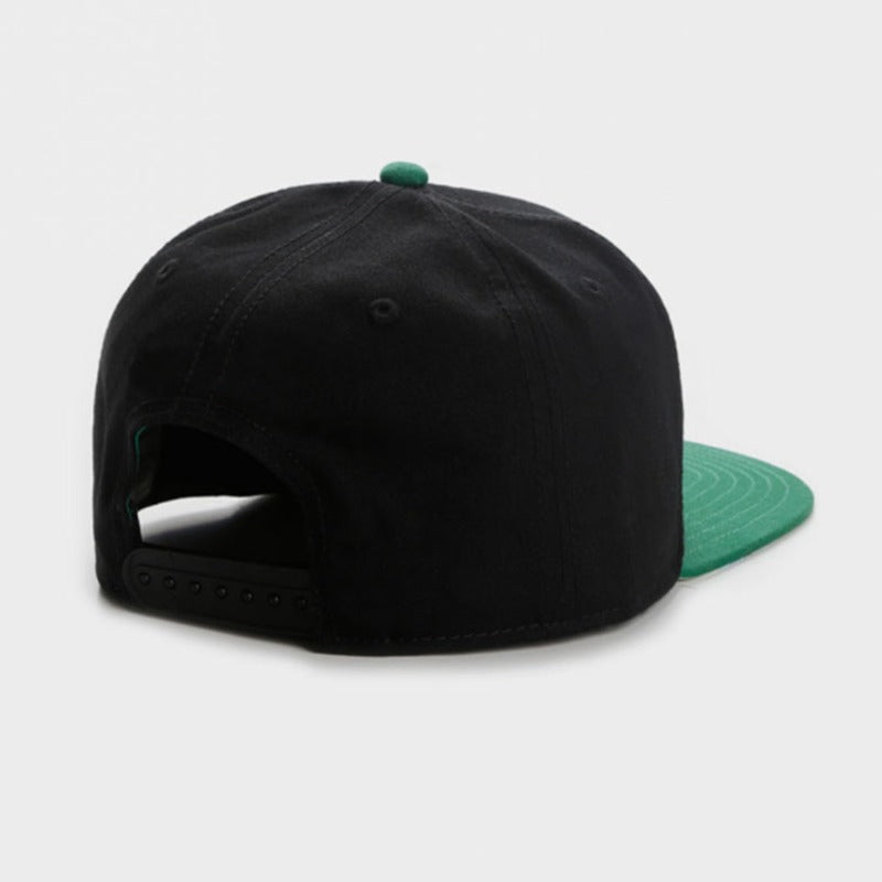 Trendy flat brimmed snapback hatsletter hip hop style grids