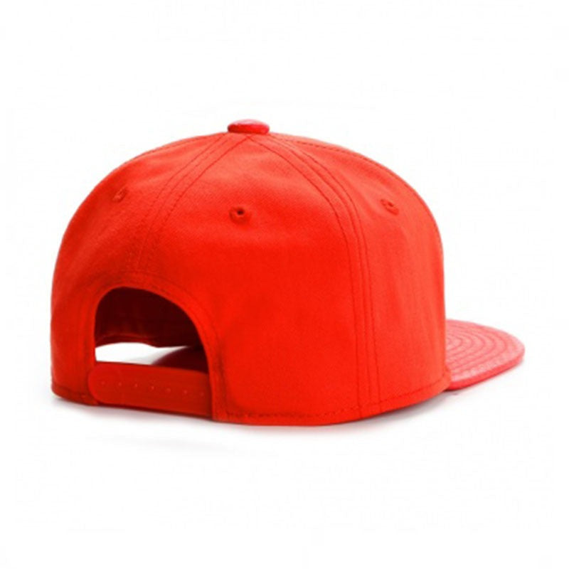 Trendy flat brimmed snapback hatslight board blank shade
