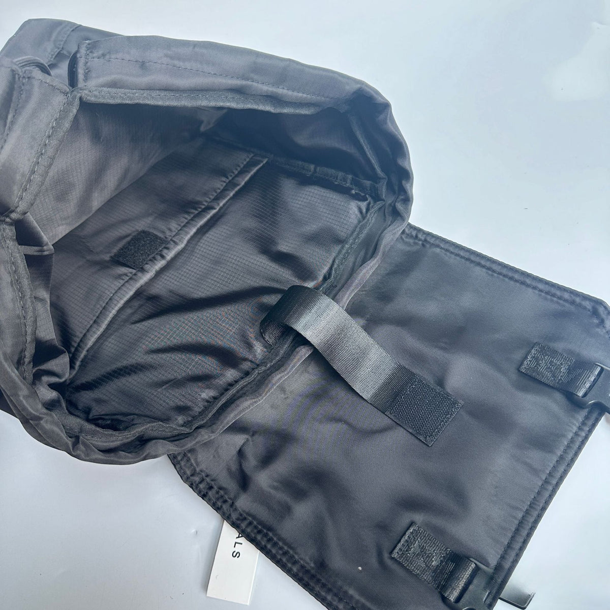 Men Fog Essentials Bag Summer ESS Men's Casual Backpack