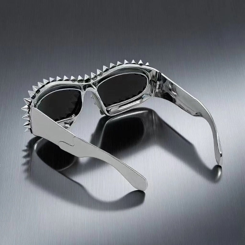 Trendy punk glasses special-shaped spikes and rivets