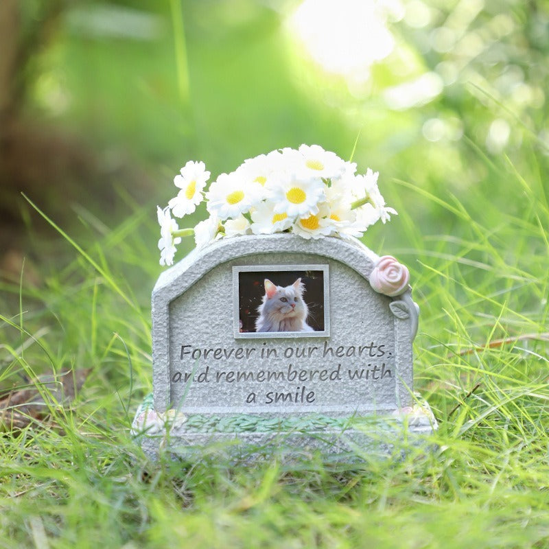 Pet Grave Marker Cross-border Amazon Creative Pet Cat Dog Funeral Tombstone Ornament Resin Outdoor Garden Pet Monument