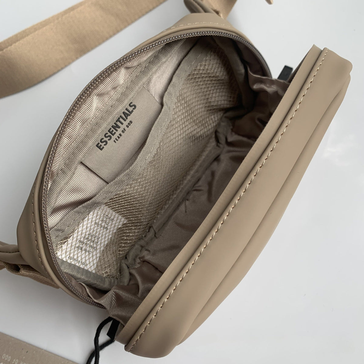 Mens Fog Essentials Bag FOG ESS sling bag Mini fanny pack, breast bag