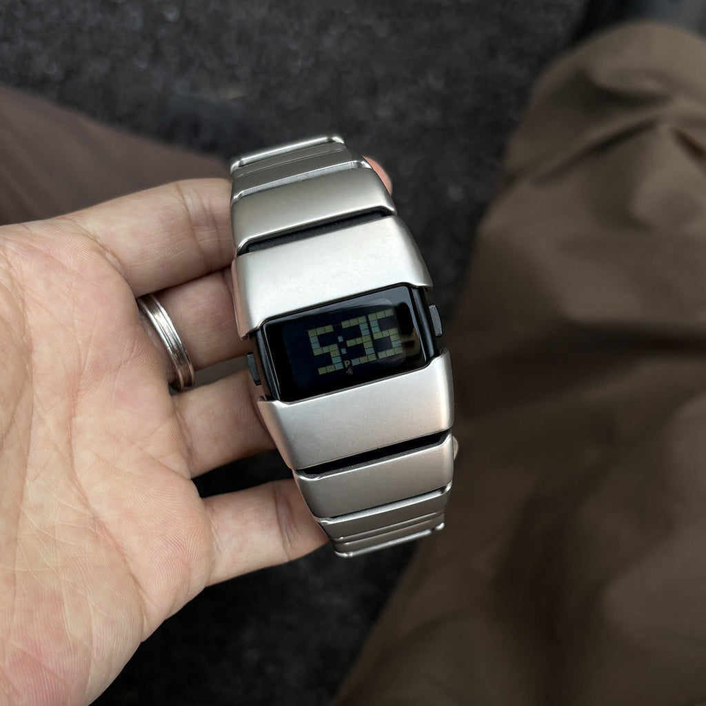 Men's watches y2k special-shaped medieval design for men and women