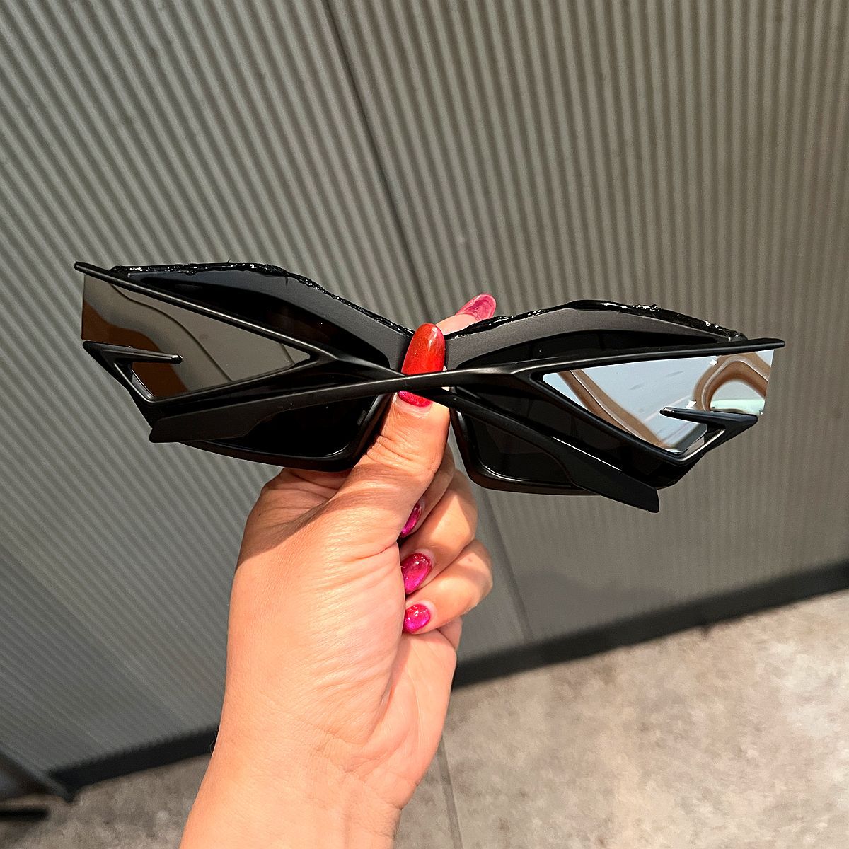 Trendy punk glasses y2k epoxy shark teeth special shape