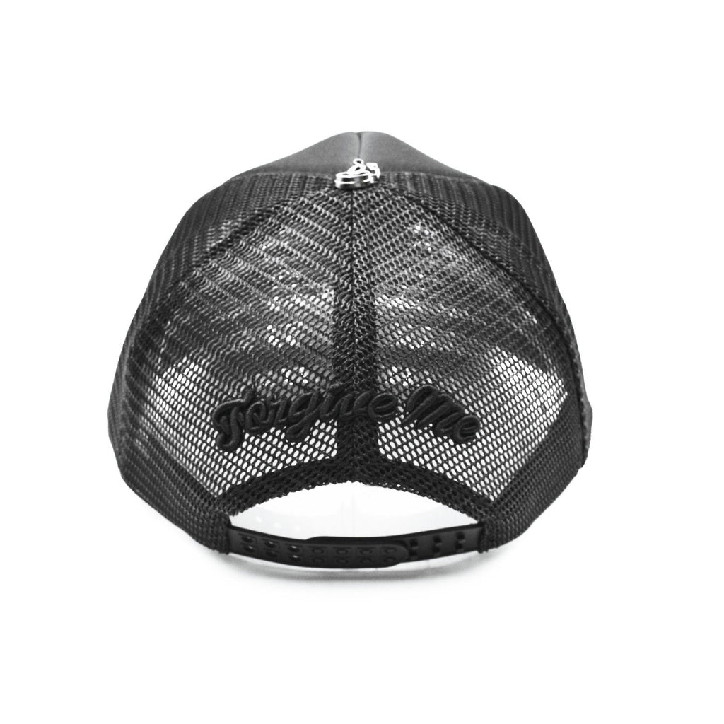 Syna world hat trucker hat foam letter