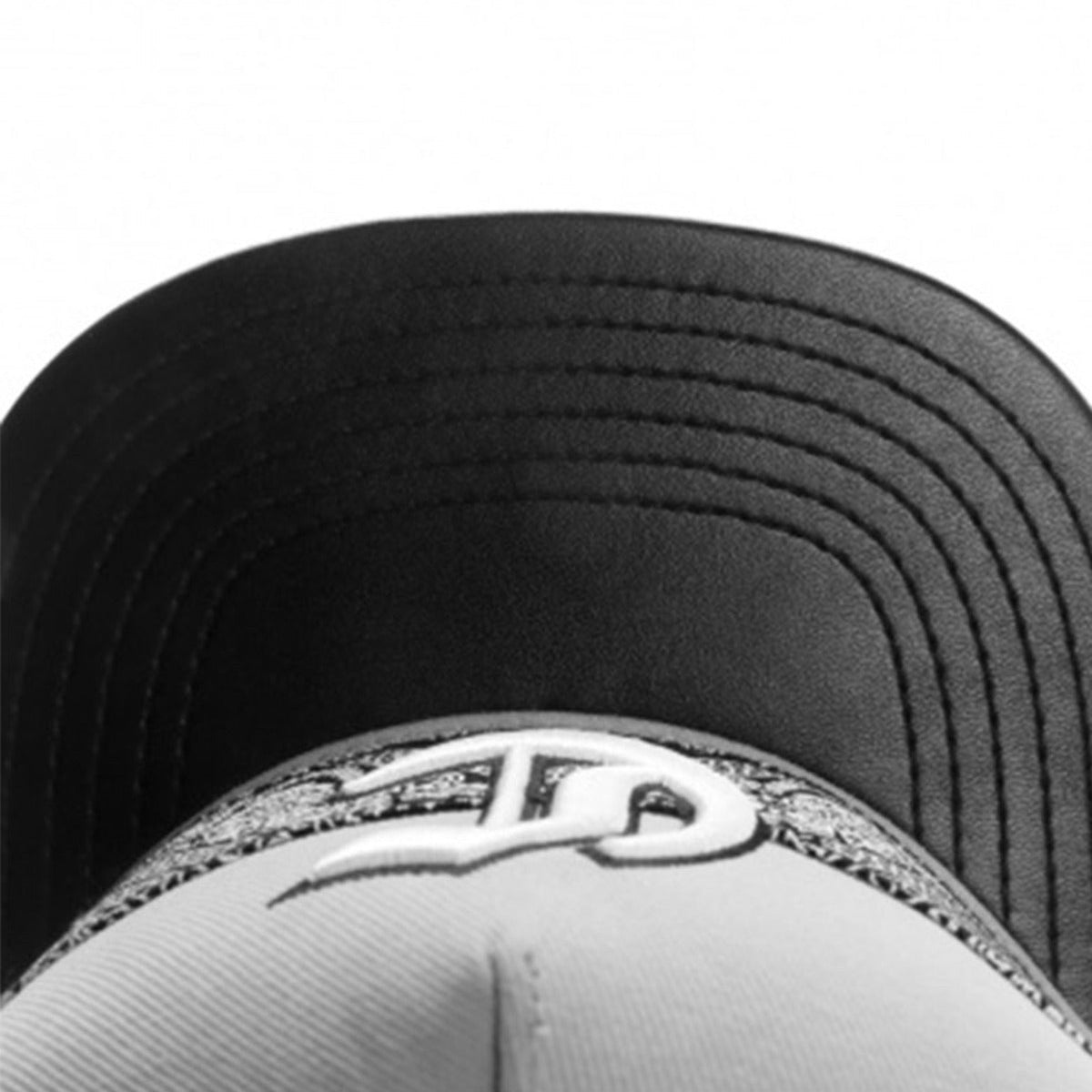 Trendy flat brimmed snapback hatscashew pattern printing embroider leather hat