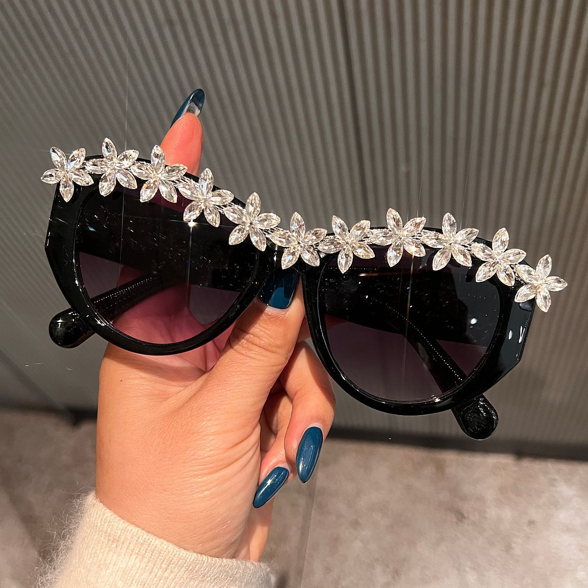 Trendy punk glasses retro wide legs