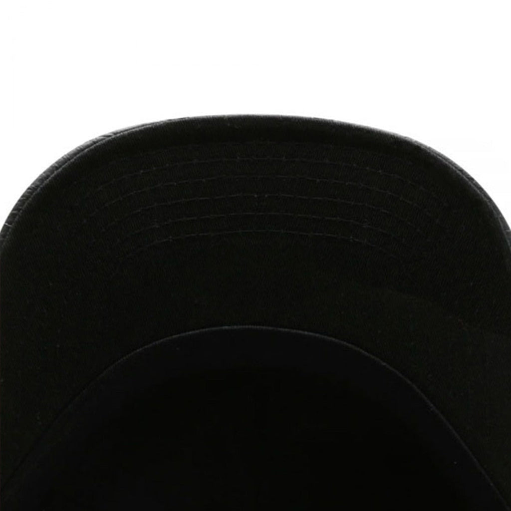 Trendy flat brimmed snapback hatsleather