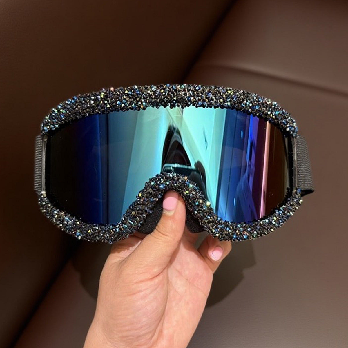 Trendy punk glasses full diamond windproof and dustproof sponge goggles
