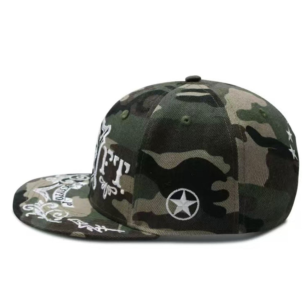 Trendy flat brimmed snapback hatsembroider camouflage skull hip