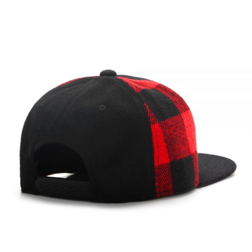 Trendy flat brimmed snapback hatsadjustable sunshade