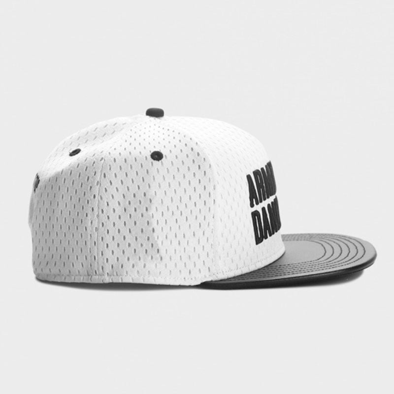 Trendy flat brimmed snapback hatsmesh breathable quick-drying adjustable
