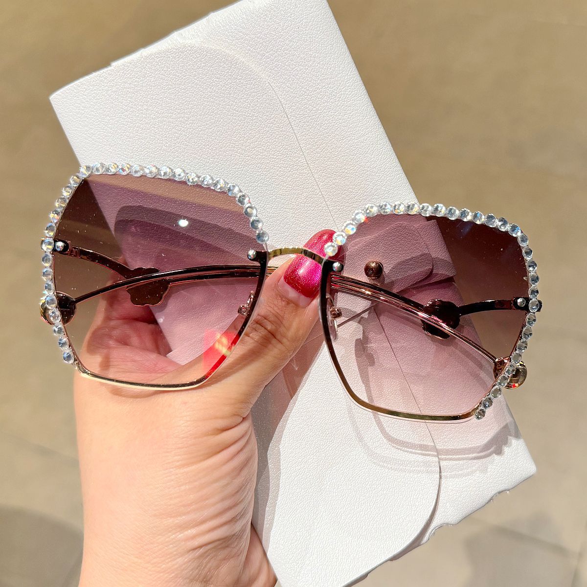 Trendy punk glasses diamond-encrusted uv protection