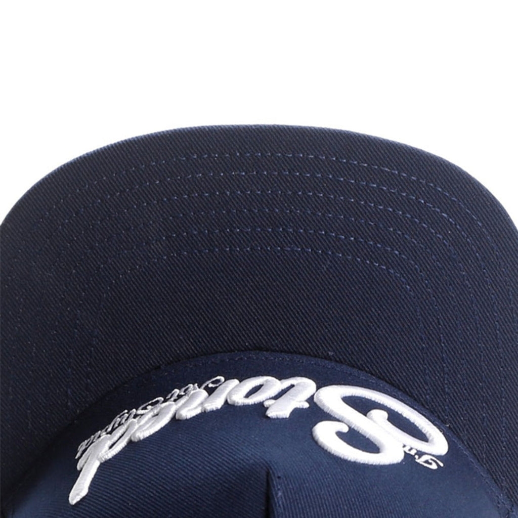 Trendy flat brimmed snapback hatsletterstonedembroider sunshade