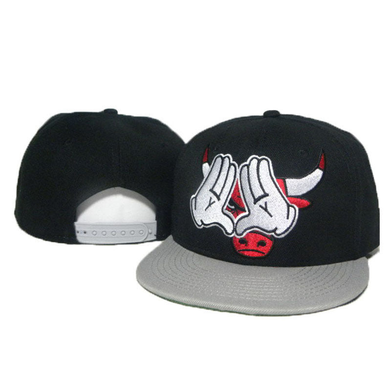 Trendy flat brimmed snapback hatshands bull bull