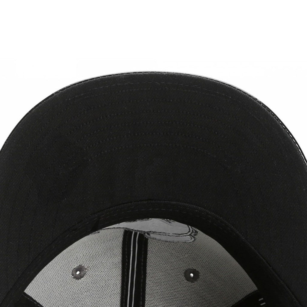 Trendy flat brimmed snapback hatsshade