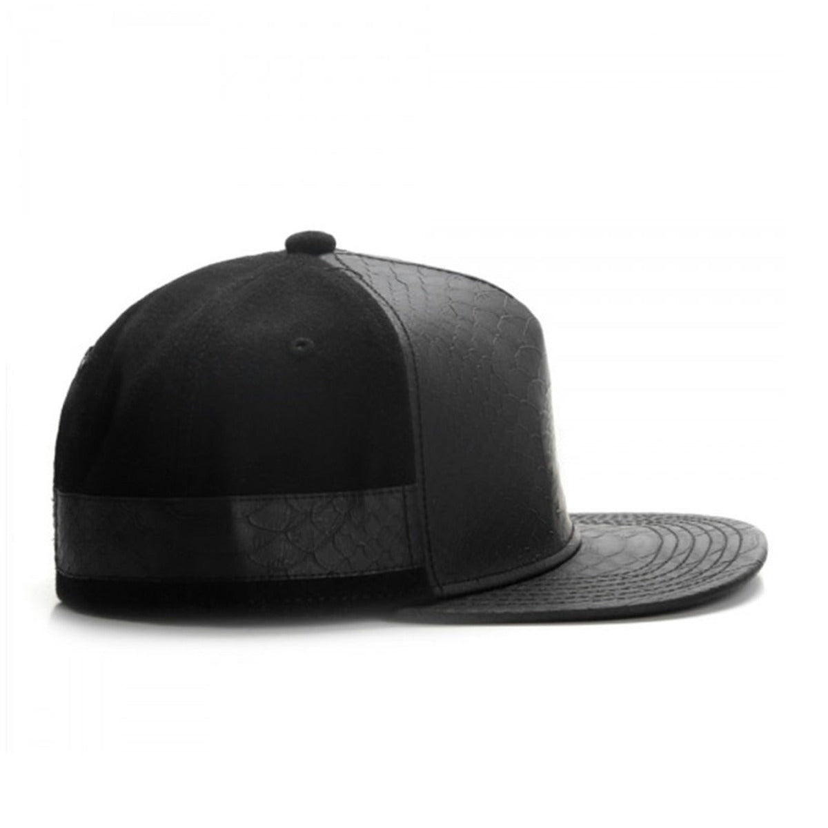Trendy flat brimmed snapback hatsleather