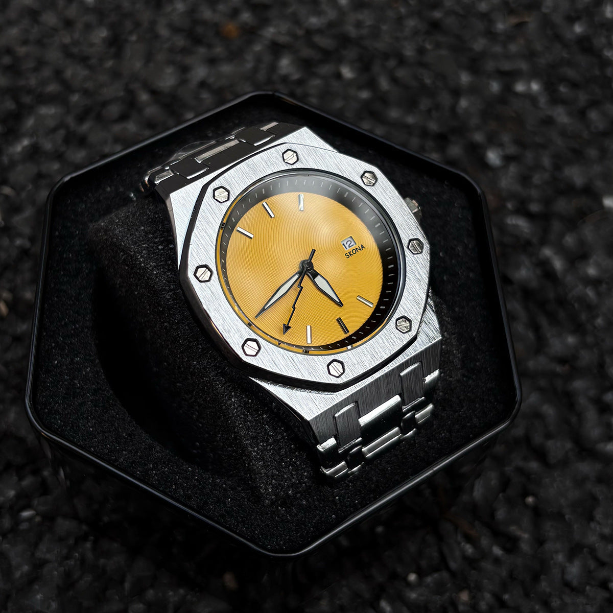 Men's watches sports waterproof belt calendar