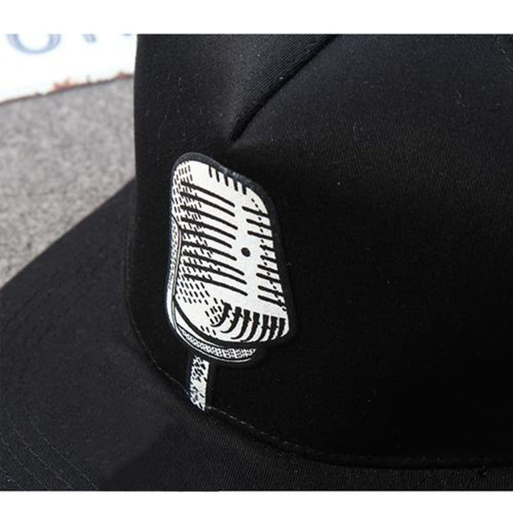 Trendy flat brimmed snapback hatsheadphone microphone shade