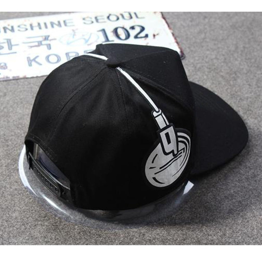 Trendy flat brimmed snapback hatsheadphone microphone shade