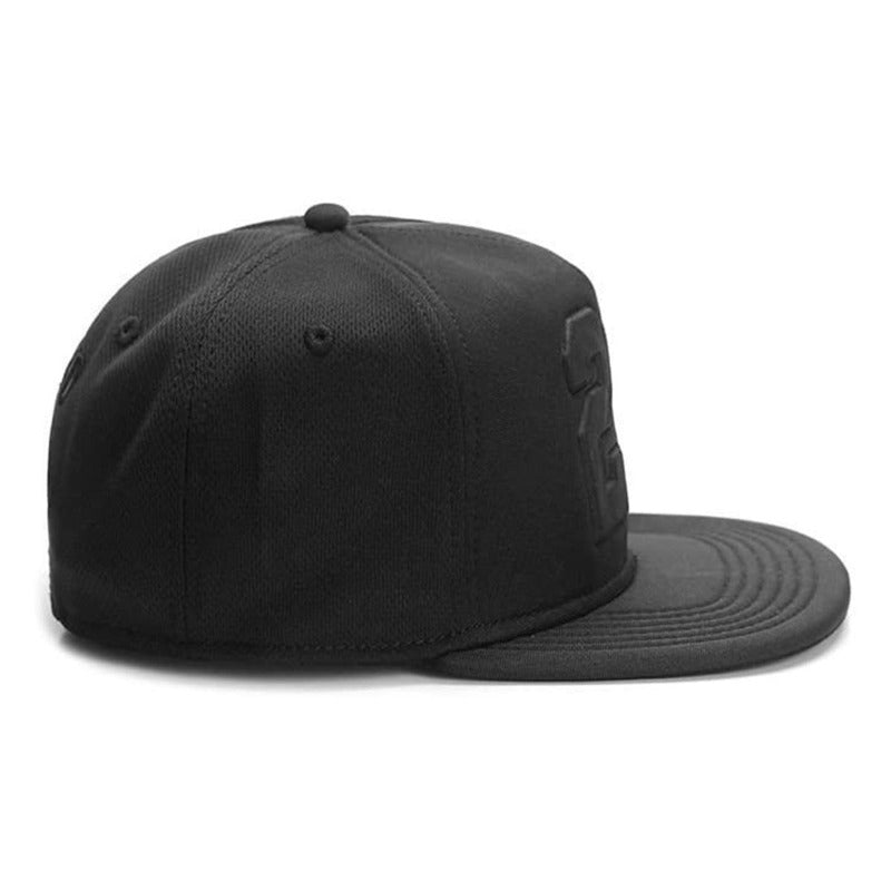 Trendy flat brimmed snapback hatsmesh breathable windproof