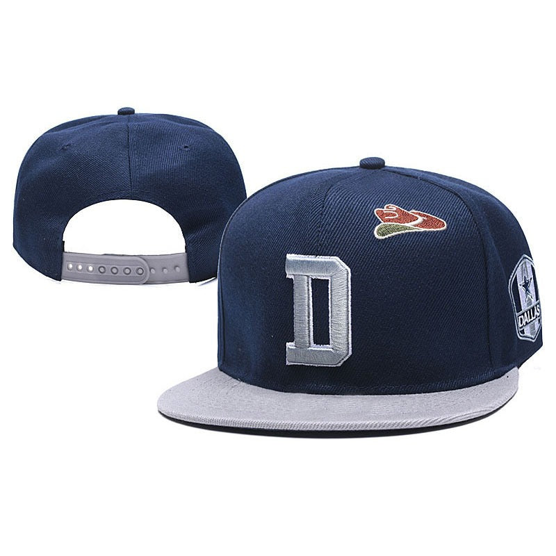 Trendy flat brimmed snapback hatscharlotteletter