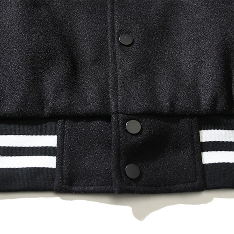 American-style baseball jacket High-street Saint of God American-style color-block varsity jacket for men; loose-fit unisex design featuring leather sleeves and a wool-blend body.
