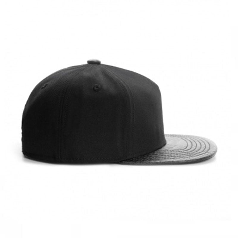 Trendy flat brimmed snapback hatspure blank blank light board