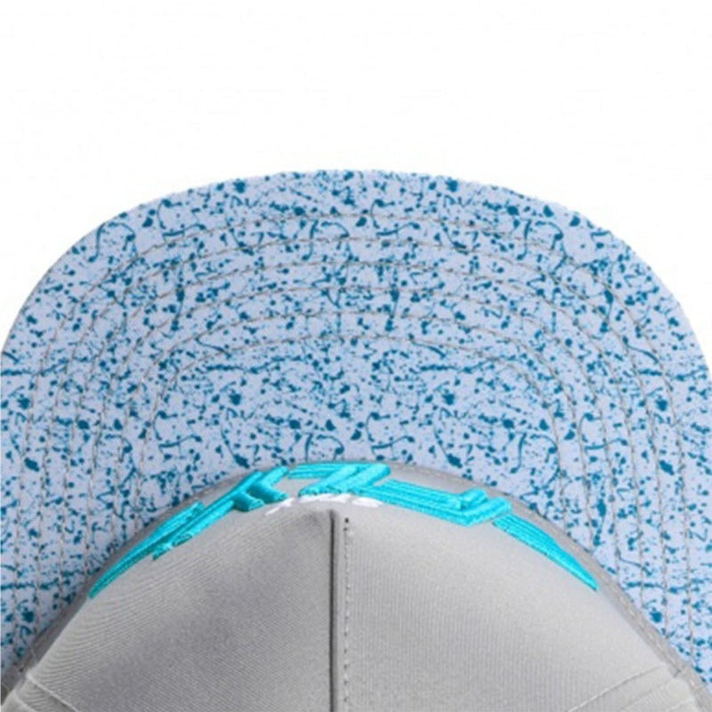 Trendy flat brimmed snapback hatsfly picture