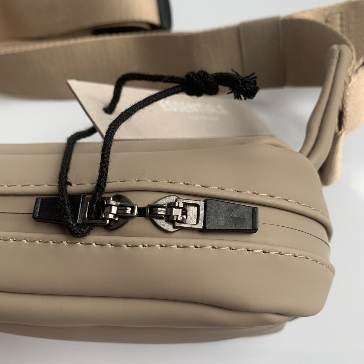 Mens Fog Essentials Bag FOG ESS sling bag Mini fanny pack, breast bag