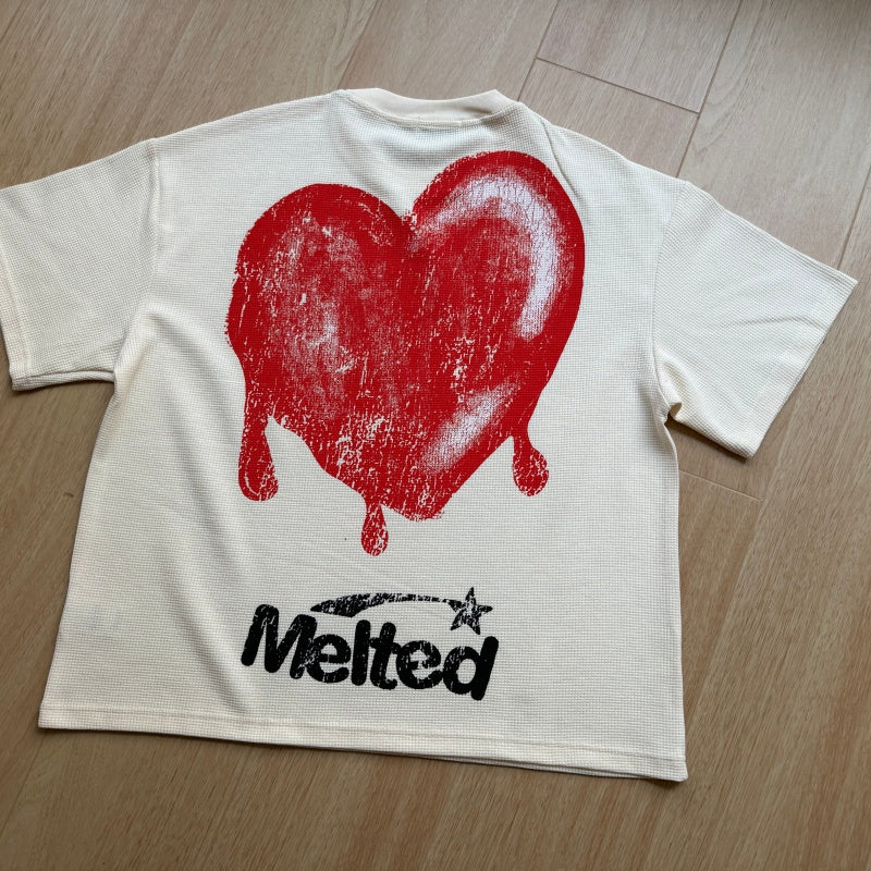 Unisex vintage T-shirt Heart print pattern