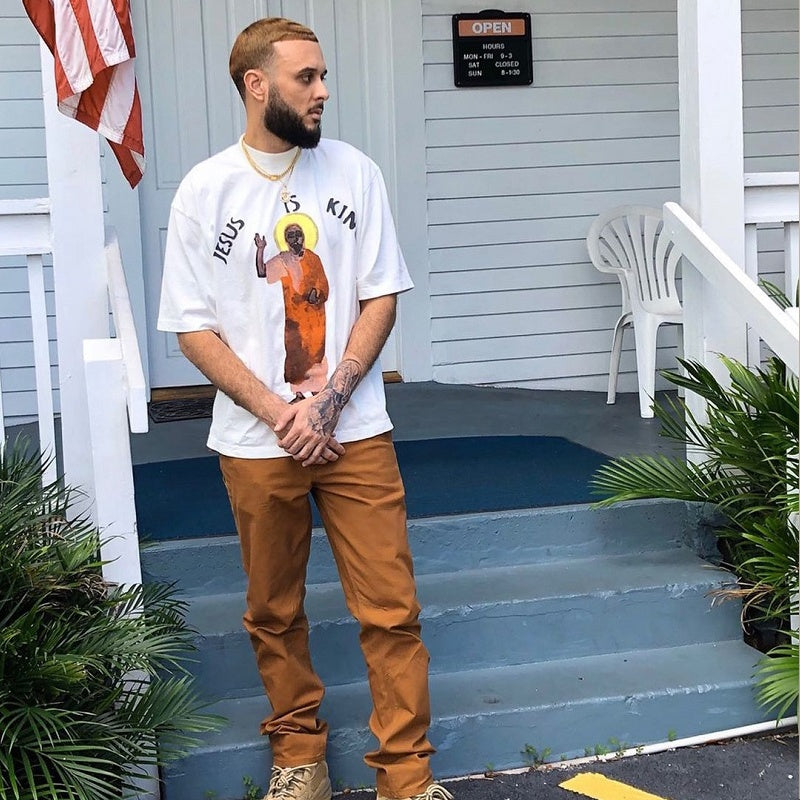 Mens T-shirt Vintage American-style Kanye-style oversized drop-shoulder tee with Jesus/God puff print.